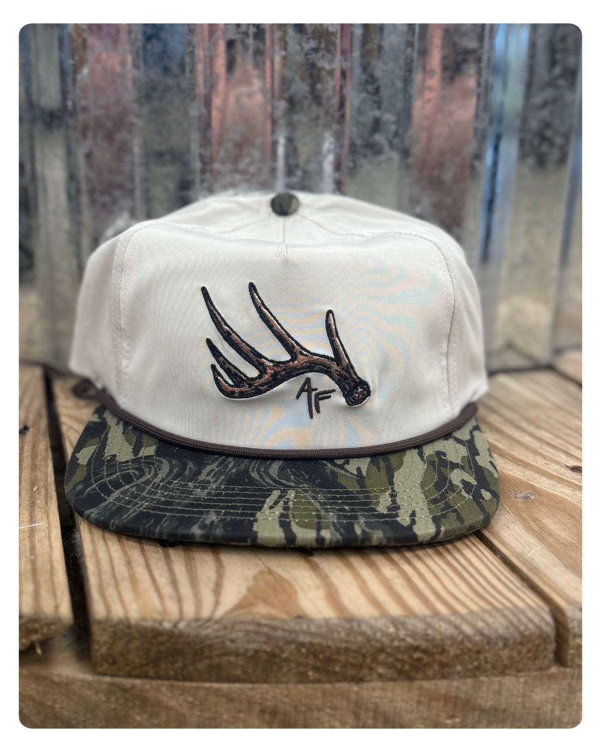 American Fetcher- The Antler Old School Bottomland