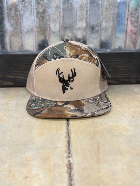 AFW- Realtree Advantage 7 Panel Buck Logo
